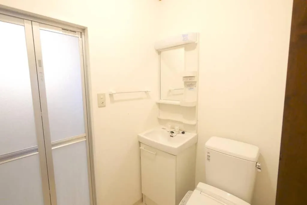 Apartment マスク配布ありa5 新宿10分 10人宿泊可能 出張在宅勤務に最適!!宿泊型テレワークスペース!!Wifi完備 回線安定してます!!長期宿泊受付中 Tokyo